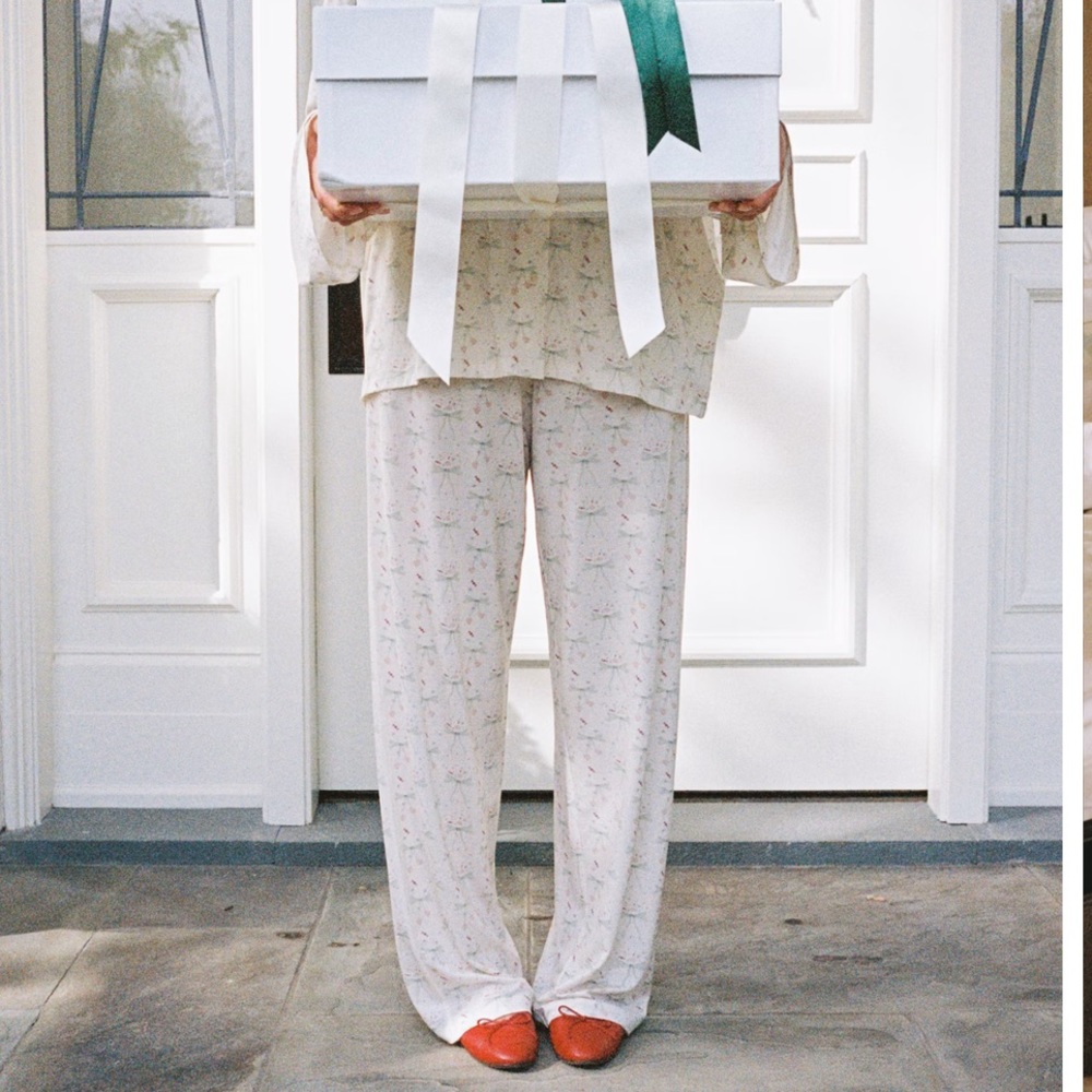 ✨NWT DJERF AVENUE x SRG PJ PANTS🩷🎀